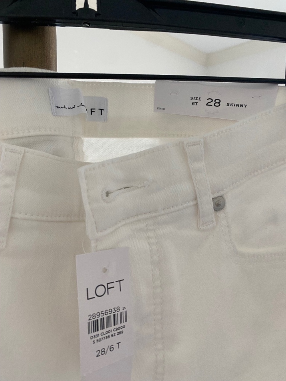 Loft slim pocket skinny jeans 28 NWT